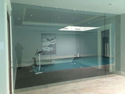 12mm Frameless Gym Door